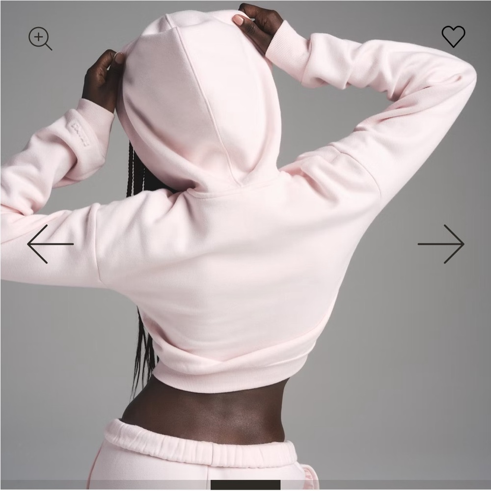 SKIMS Cotton Fleece SHRUNKEN HOODIE - Picture 3 of 5